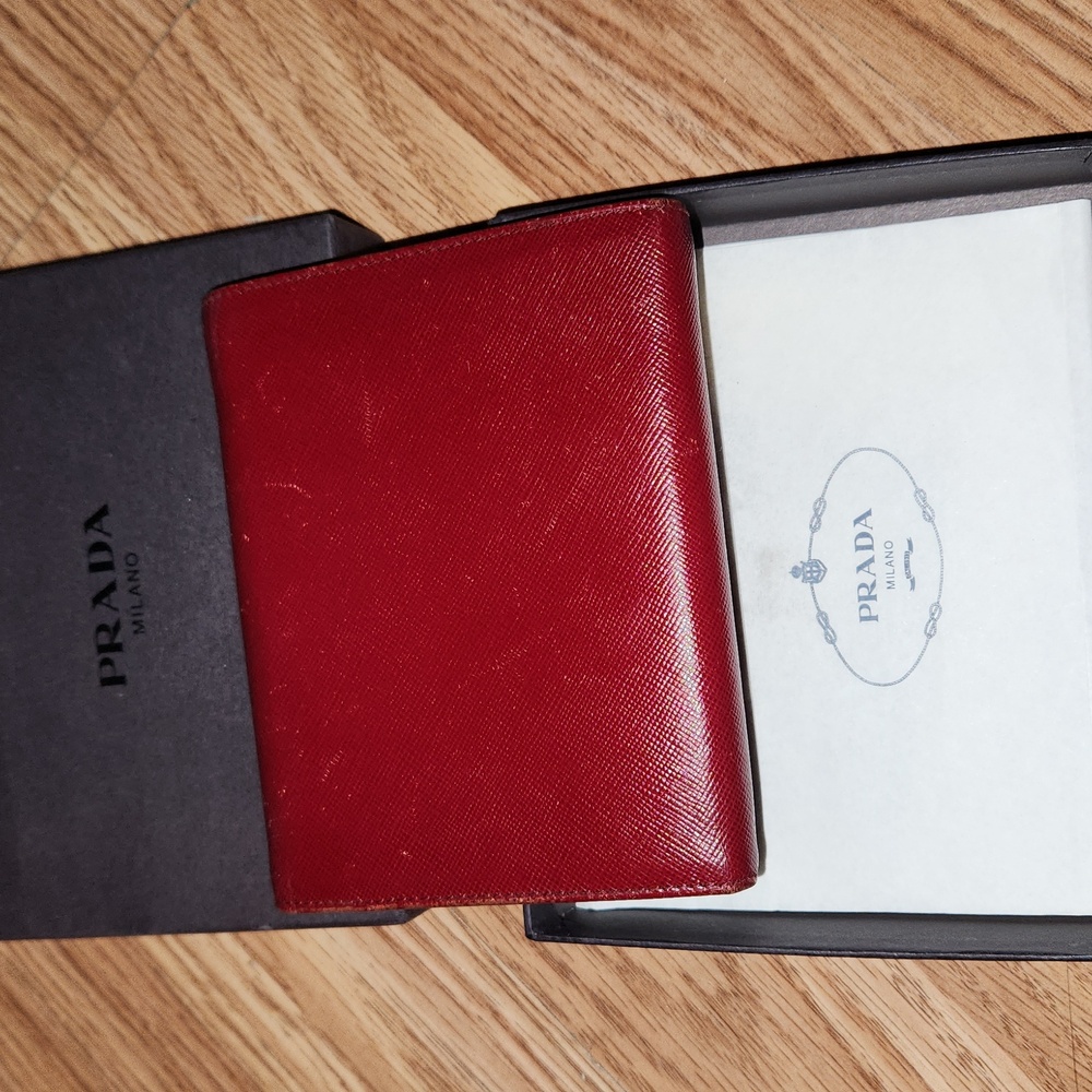 Vintage Prada Red Saffiano Leather Wallet - Picture 2 of 5
